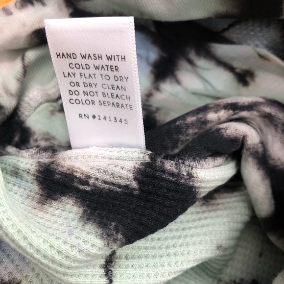 Daydreamer Tie Dye Thermal Drawstring Lounge Shorts in Green Wash - Picture 5 of 7